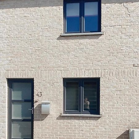 Maison A 3,2Km De L'Aeroport Шарлероа Екстериор снимка